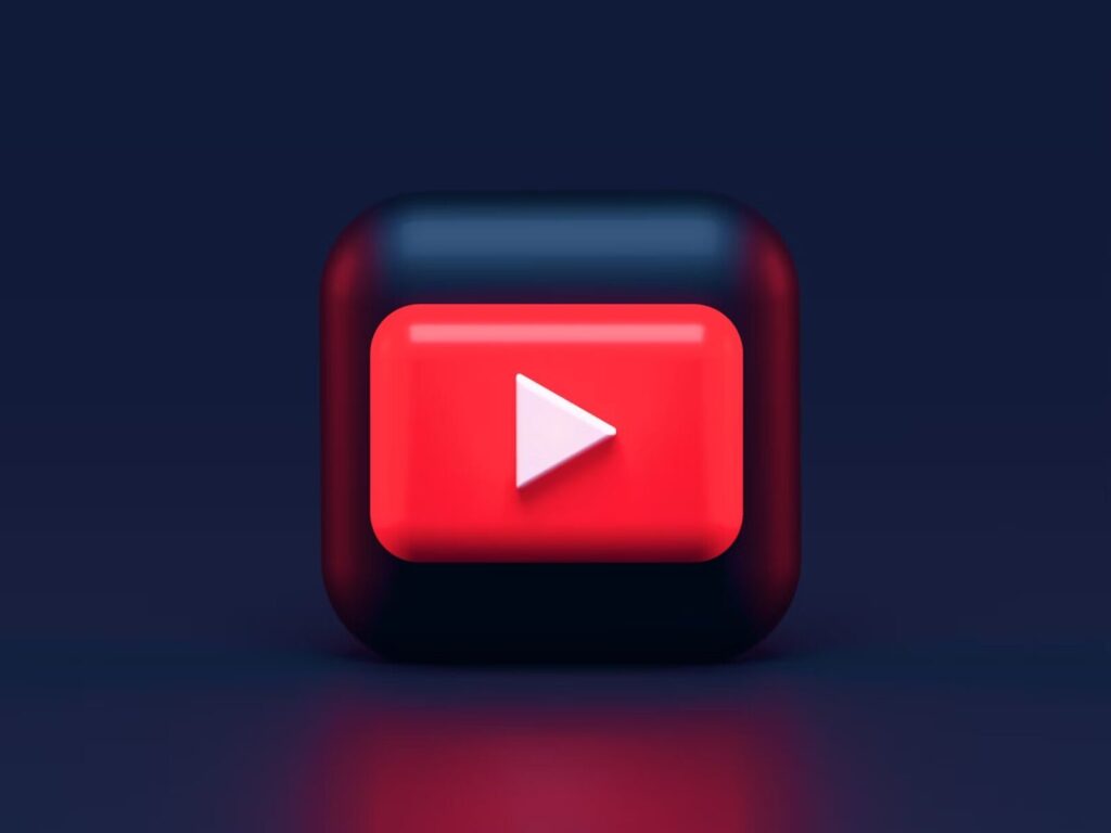 見出し
霜降り明星せいやのYouTube収益が年収を押し上げる要因
イメージフリー素材画像