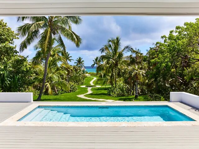 見出し
大野智が宮古島で手がけるリゾートホテル経営とは?注目の「海蓮」プロジェクト
イメージ画像